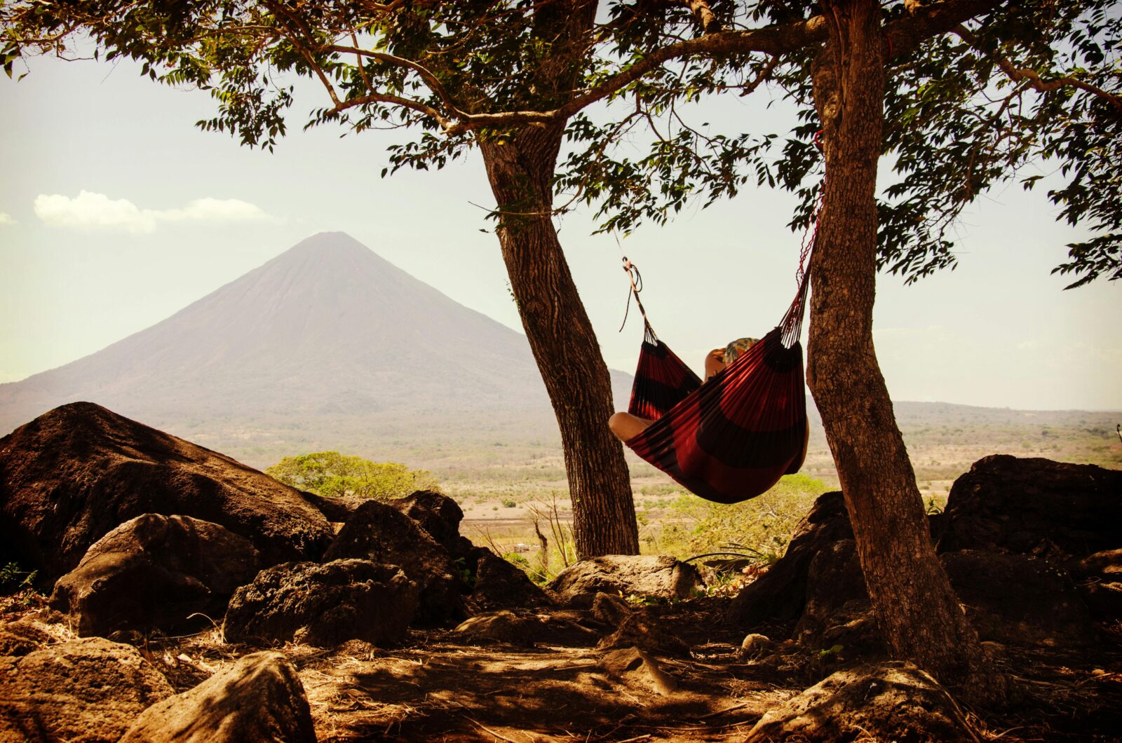 Find Your Calm in a Fast-Paced World: How Travel and eSIM Can Support Your Meditation Practice